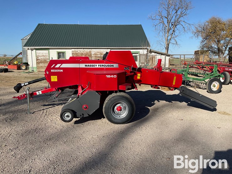 massey-ferguson-1840-image-4