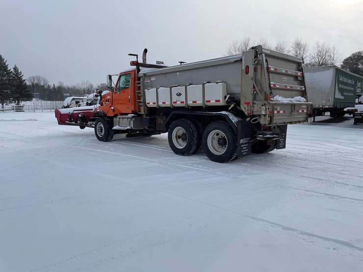 #1164-•-2004-sterling-plow-truck-(has-mn-title)-image-3