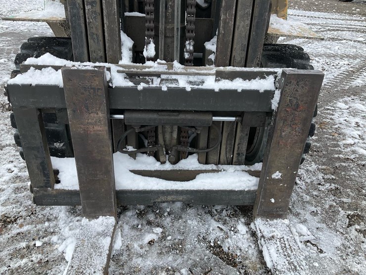 mitsubishi-fg30-image-11