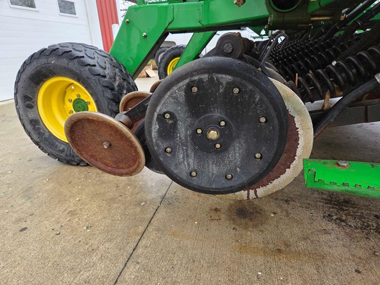 john-deere-1590-image-18