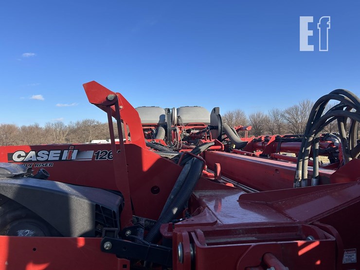 2013-case-ih-1265-image-42