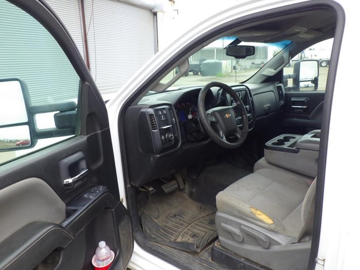 chevrolet-2500hd-image-5