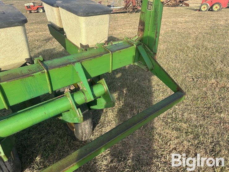 john-deere-7000-image-19