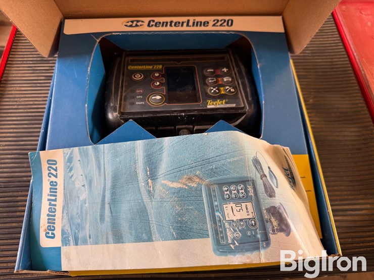 teejet-center-line-220-guidance-system-image-3