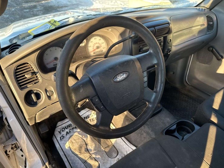 2011-ford-ranger-image-15