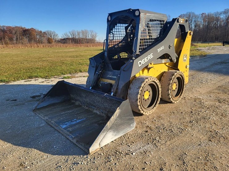 2018-deere-314g-image-1