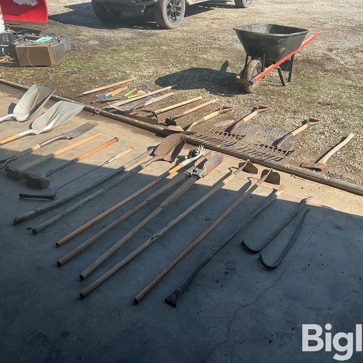 Lawn & Garden Equipment