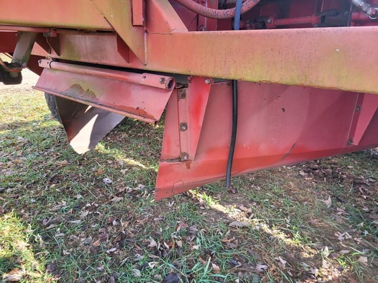 new-holland-1499-image-39