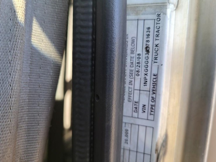 peterbilt-389-image-53