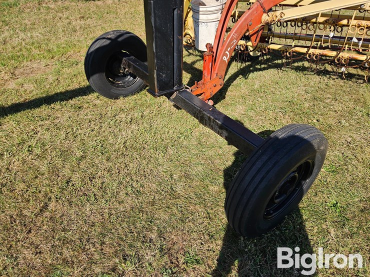 new-holland-258-image-15