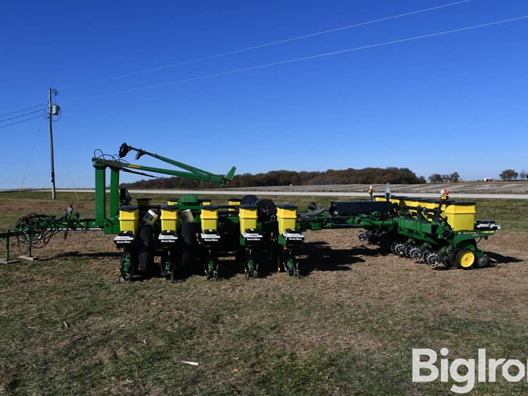 john-deere-7200-image-8