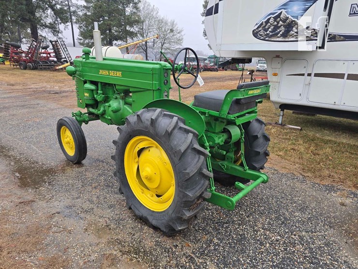 john-deere-m-image-2