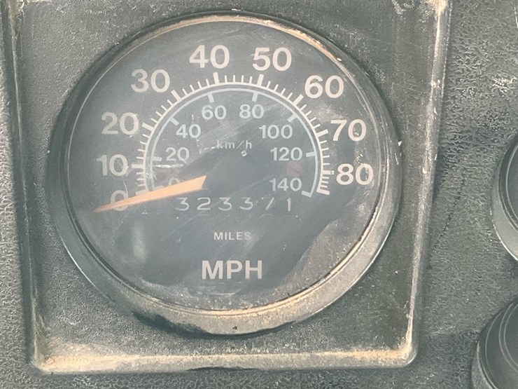 international-1854s-image-99