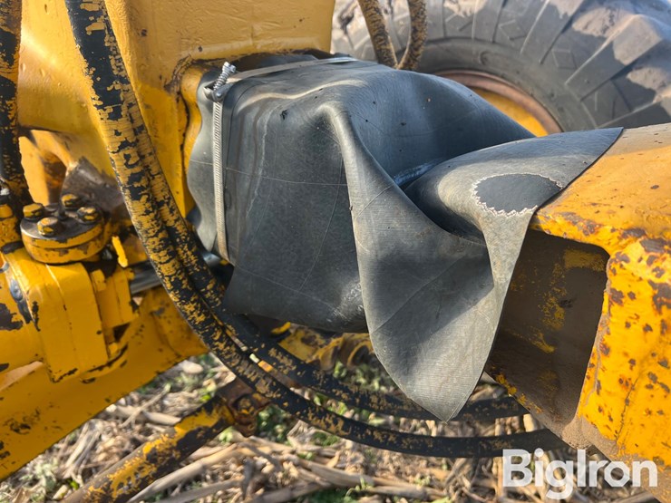 caterpillar-12g-image-16