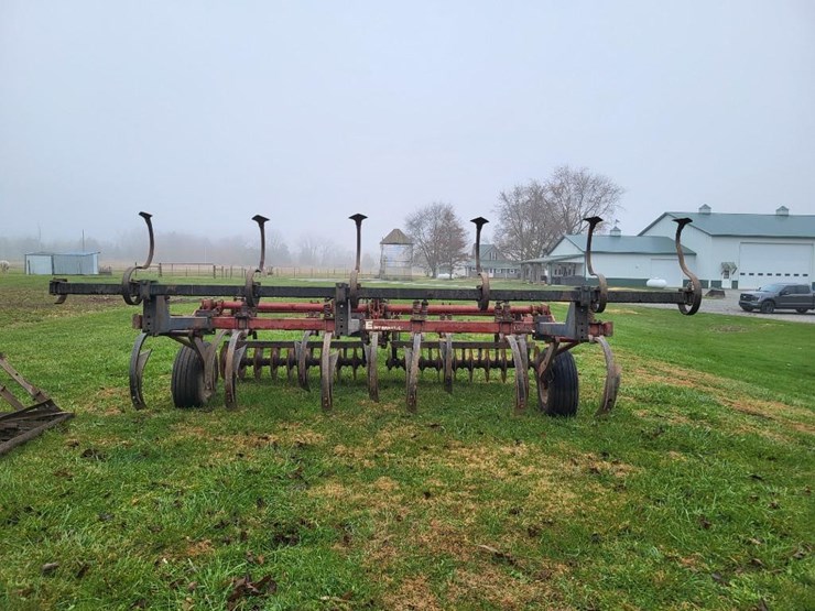 case-ih-6500-image-4