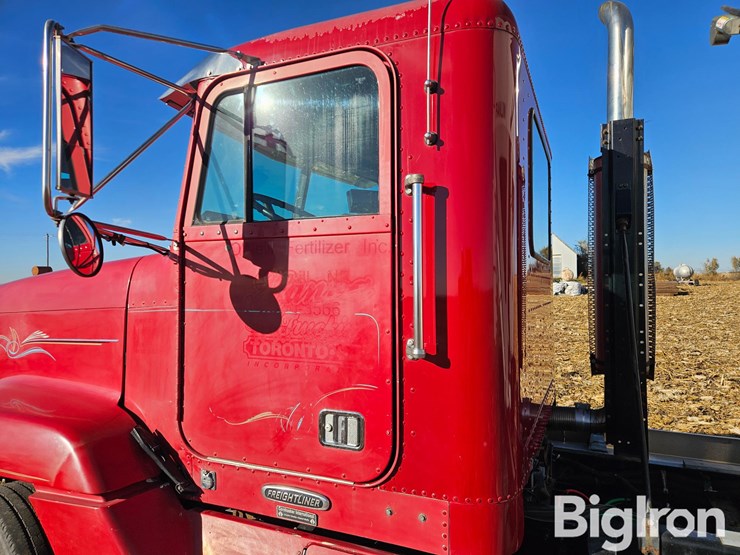 freightliner-fld120-image-20