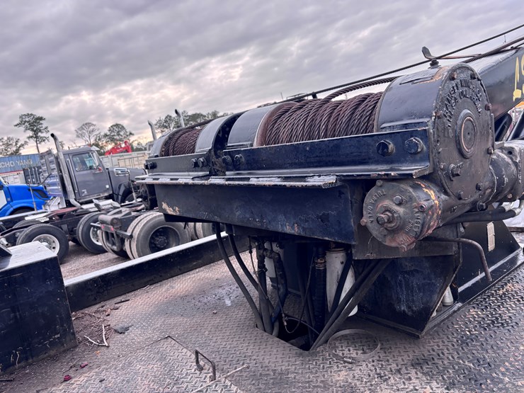 1990-peterbilt-379-image-6