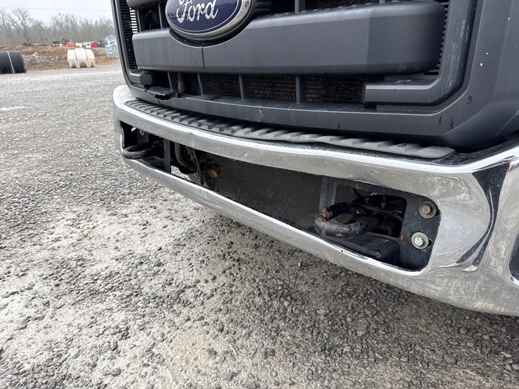 ford-f450-xl-image-9