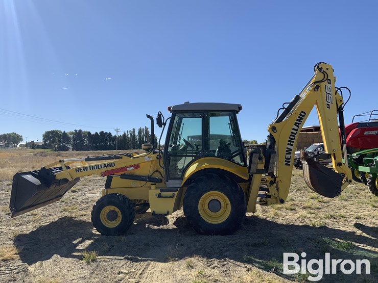 2013-new-holland-b95b-image-8