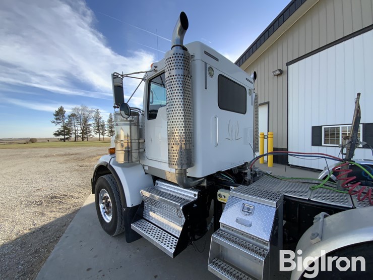 kenworth-t800b-image-10