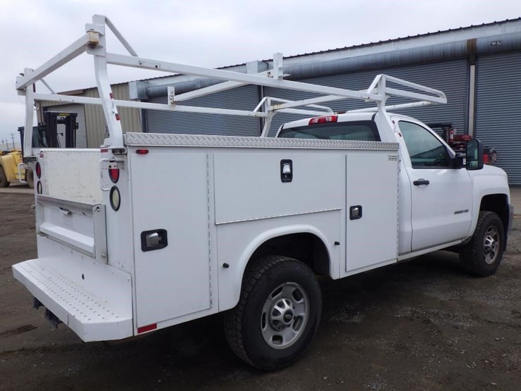 chevrolet-2500hd-image-3