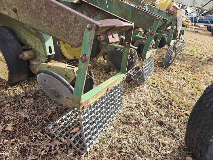 john-deere-7100-image-15