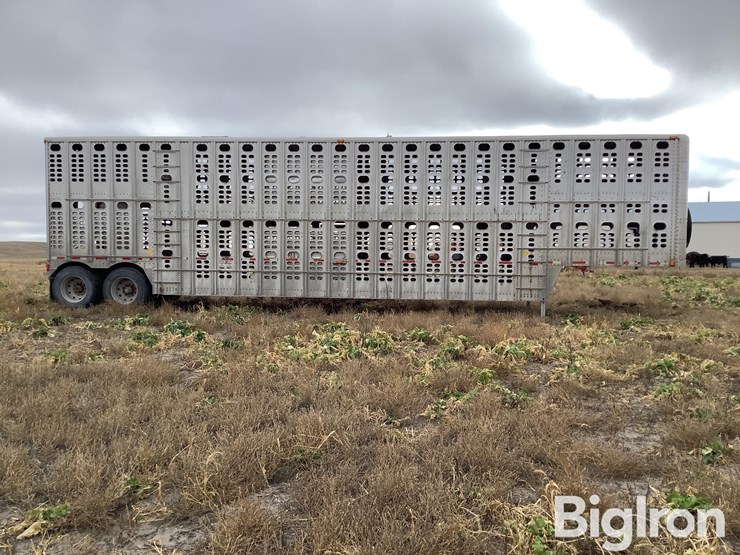 wilson-livestock-trailer-image-4