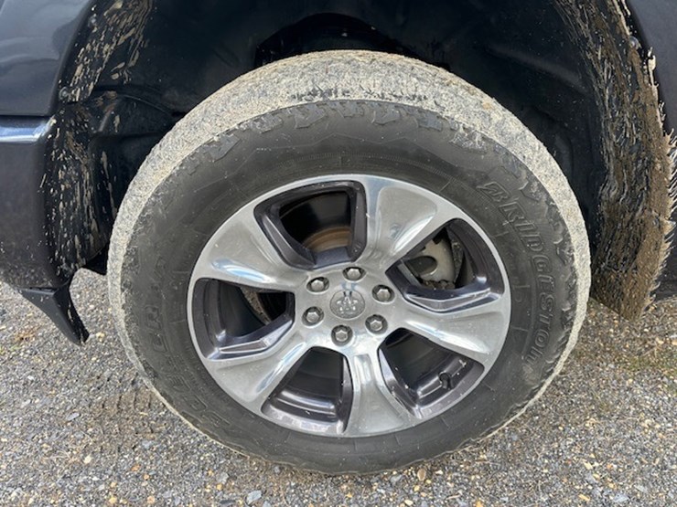 dodge-ram-1500-image-14