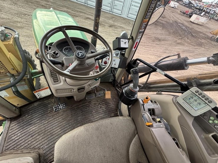 john-deere-7130-image-27