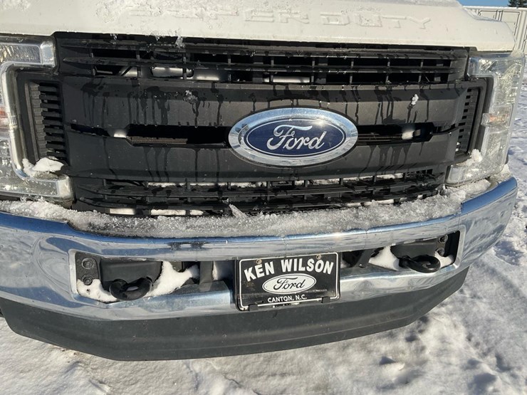 2019-ford-f450-xl-image-11