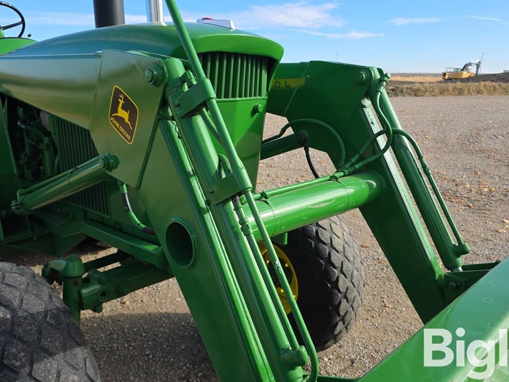 john-deere-4020-image-16