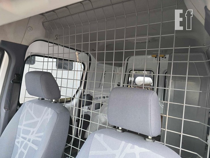 2013-ford-transit-connect-image-15