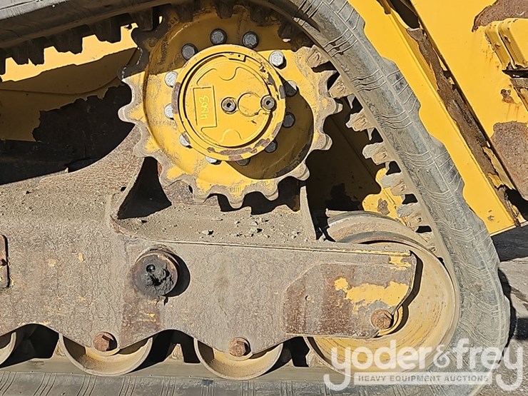 2017-caterpillar-299d2-image-9