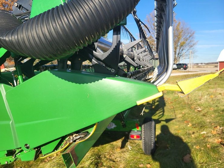 john-deere-630f-image-16