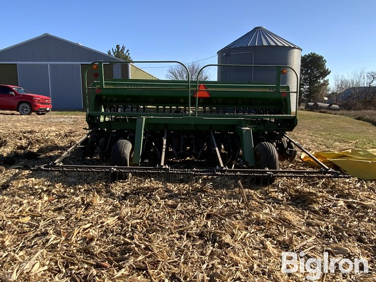 john-deere-750-image-6