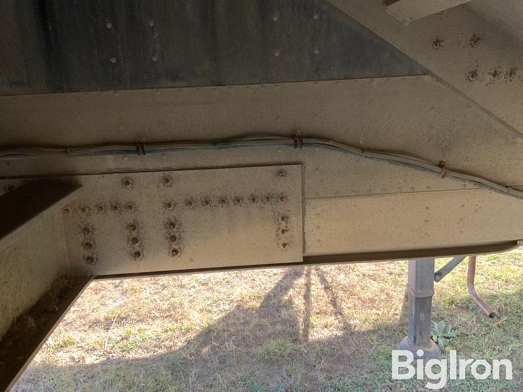 2006-cornhusker-hopper-bottom-image-20