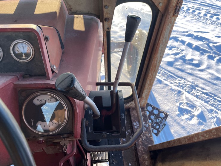 #1007-•-international-966-farmall-image-30