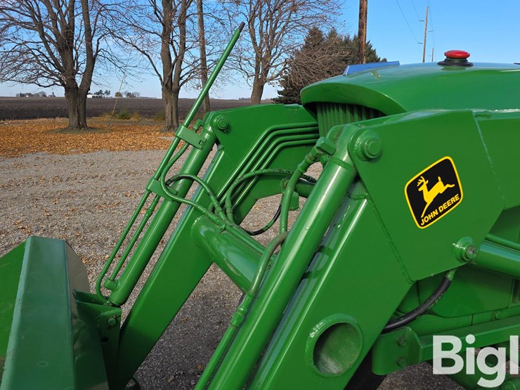 john-deere-4020-image-17