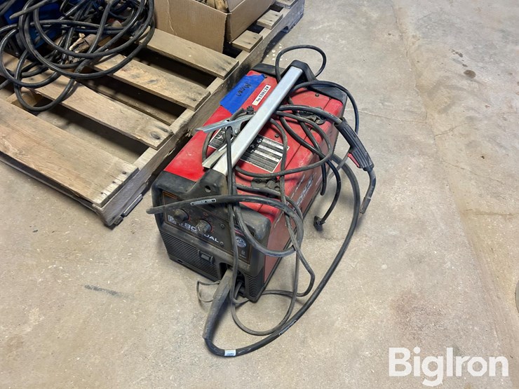 lincoln-electric-180-dual-power-mig-welder-image-3