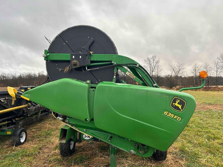 john-deere-635fd-image-2