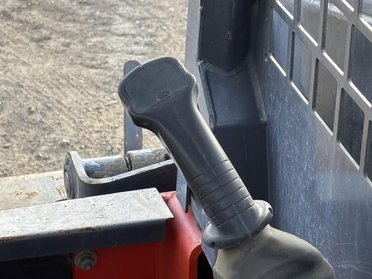 2003-thomas-t153-skid-steer-loader-image-22