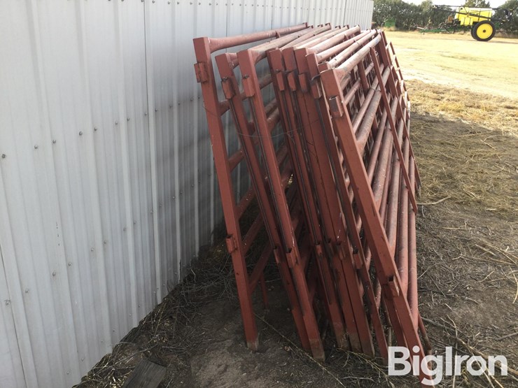 metal-livestock-panels-image-4