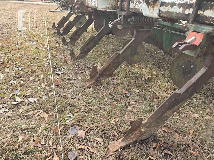 john-deere-7100-image-9