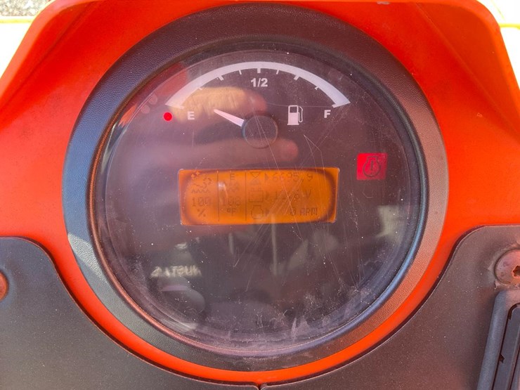 2016-sky-trak-6042-image-68