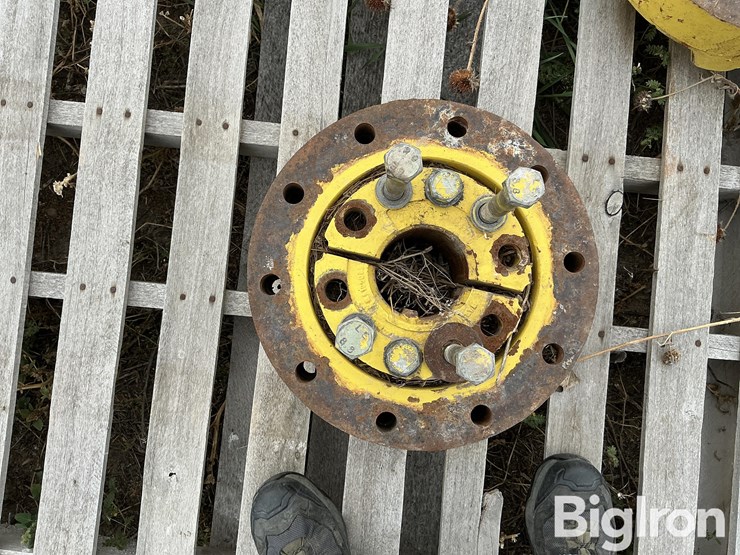 john-deere-10-image-3