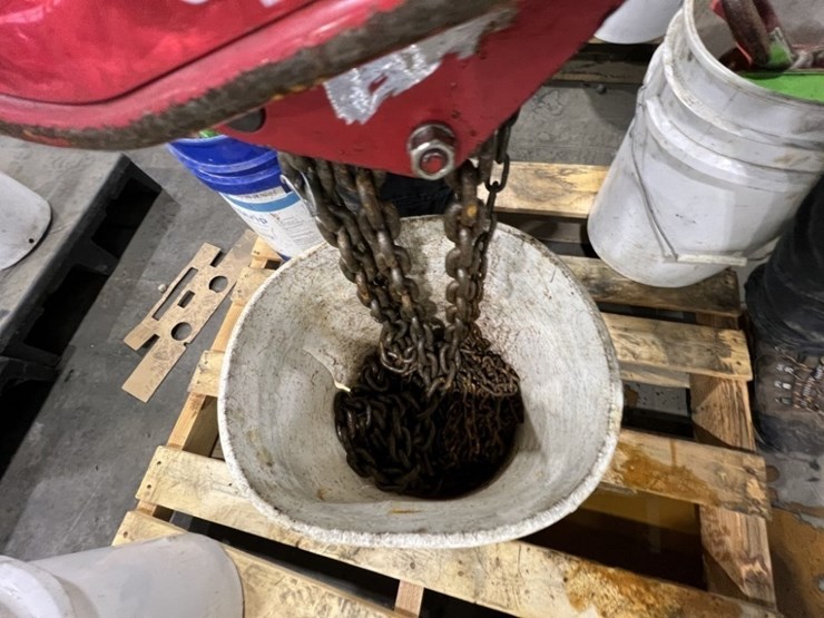 coffing-3-ton-chain-hoist-image-2