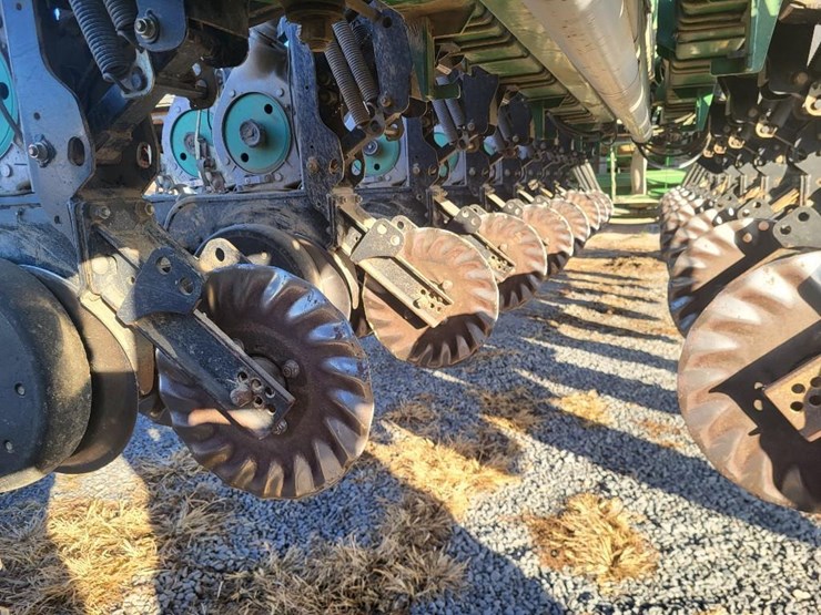 great-plains-yp1625-image-54