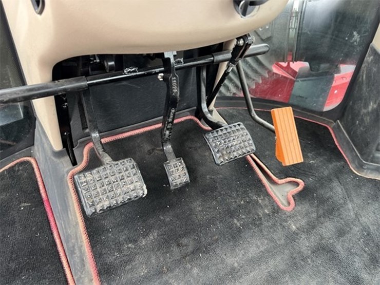 #154-•-2023-steiger-540-qt-image-26