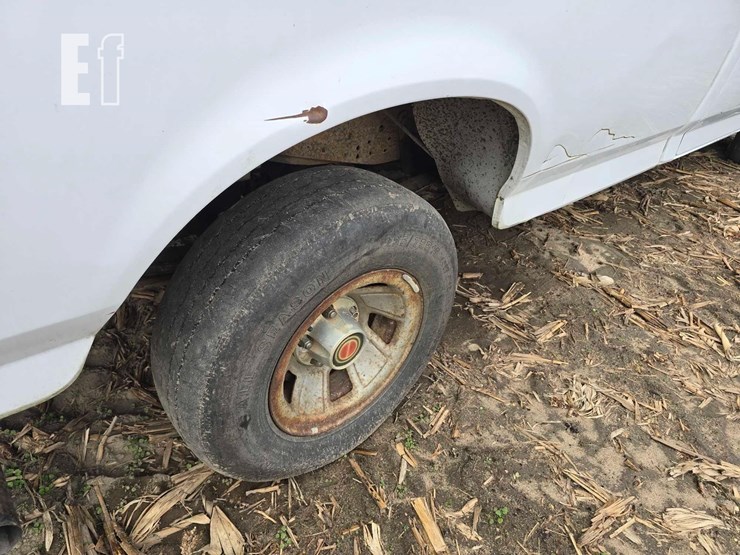 1994-ford-f150-xl-image-12