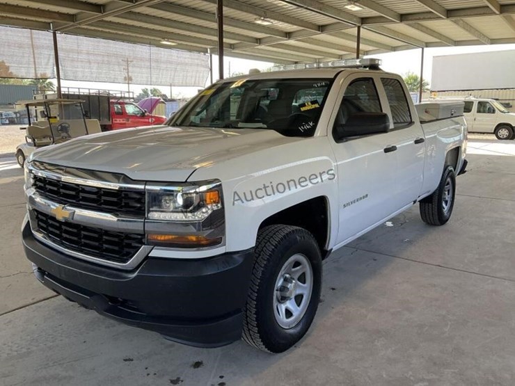 2016-chevrolet-silverado-1500-image-4